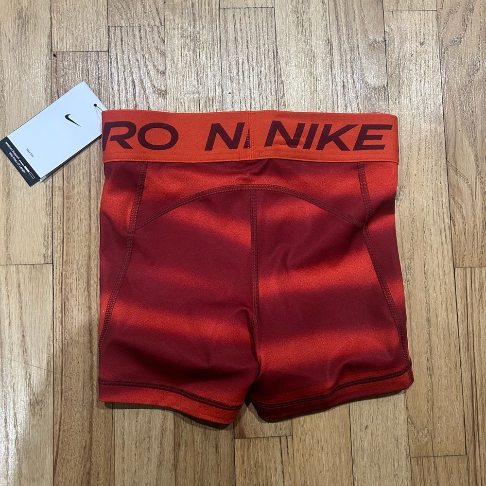 Nike Pro’s Women’s Dri-Fit 3” Striped Orange Spandex Shorts Sz XS NWT - Picture 5 of 8